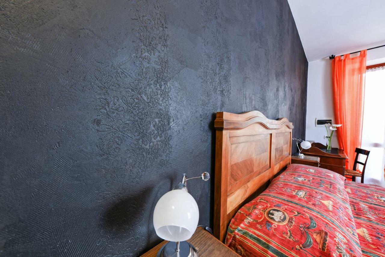 Locanda Dell'Era Dorio Bagian luar foto